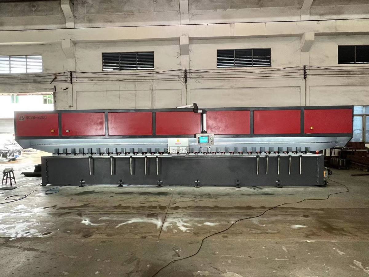 豐科機(jī)械復(fù)合式雙刀頭刨槽機(jī)：雙刀頭設(shè)計，24H高效穩(wěn)定作業(yè) ? 